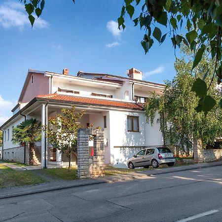 Casa Mareva Hotel Poreč Exterior foto
